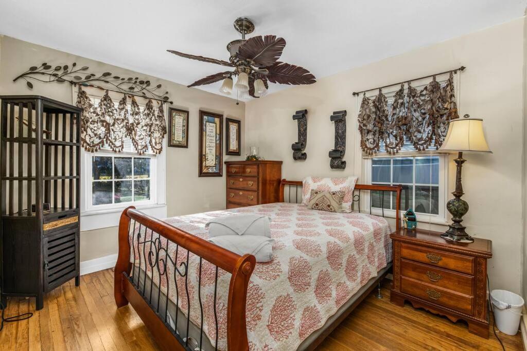Dazzling Centrally Located Ocean View W 2 Kings, Huge Private Yard, 2 Decks, Firepit, Bbq Myrtle Beach Exterior foto