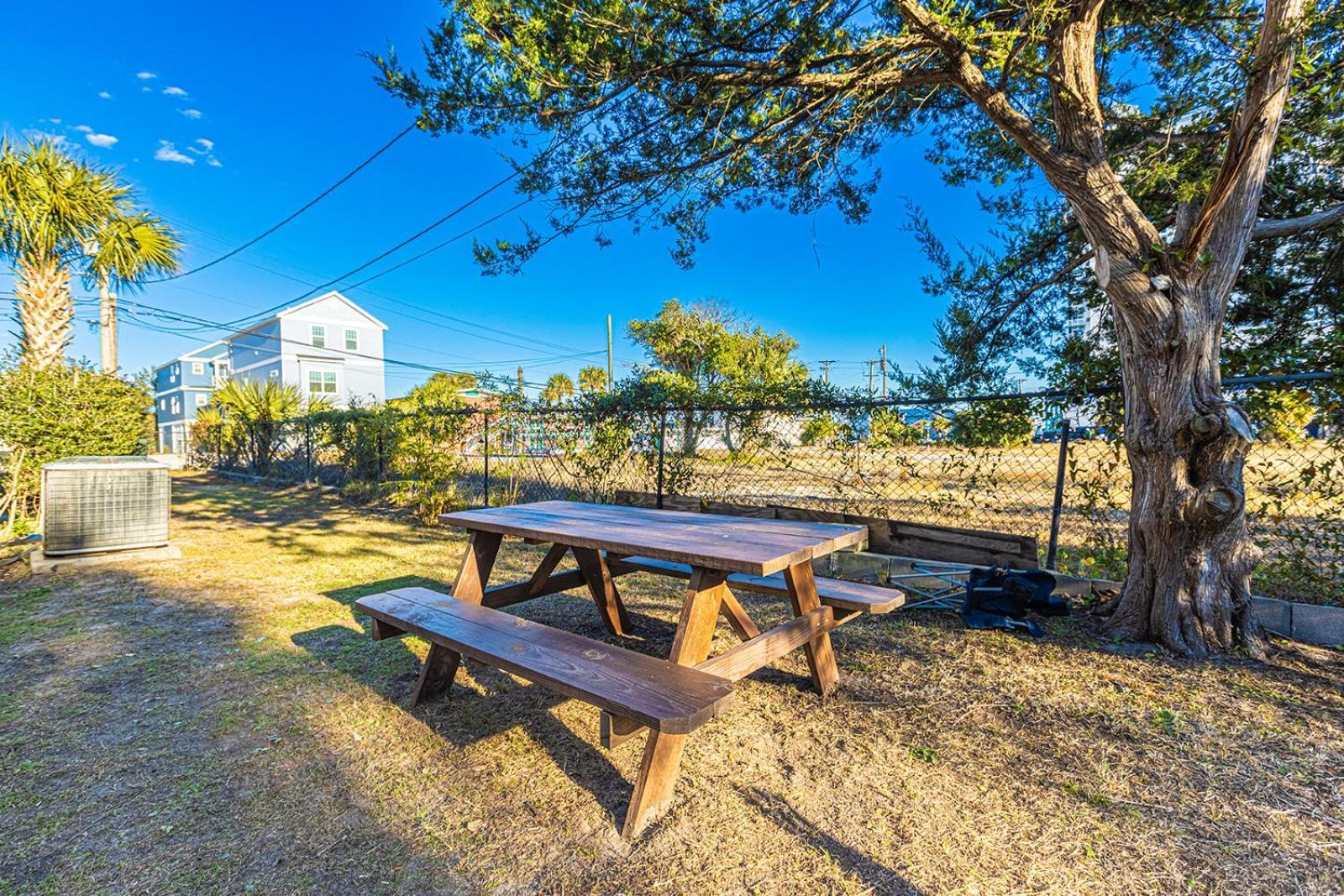 Dazzling Centrally Located Ocean View W 2 Kings, Huge Private Yard, 2 Decks, Firepit, Bbq Myrtle Beach Exterior foto